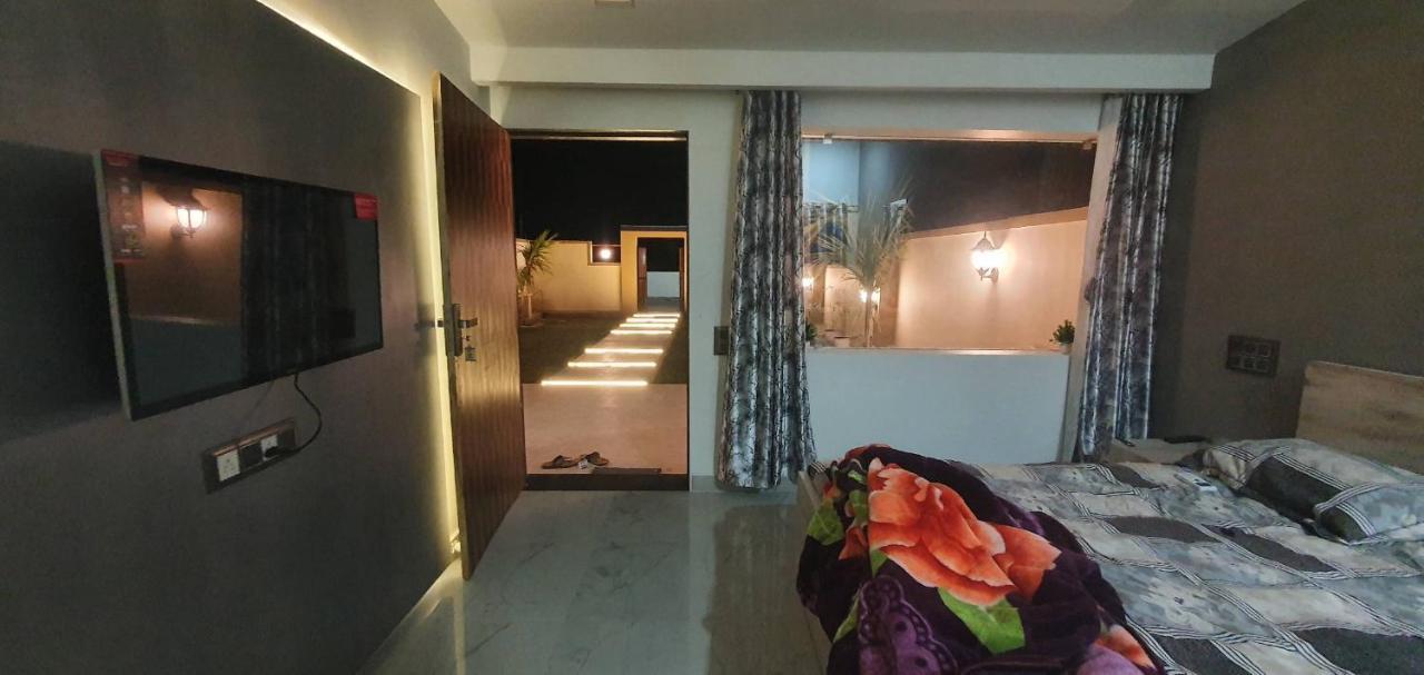 Krishna Farm & Forest Villa ภุช ห้อง รูปภาพ